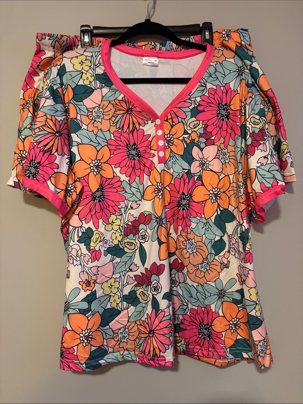 Floral Henley Pajama Shorts Set in Pink & Orange NWOT